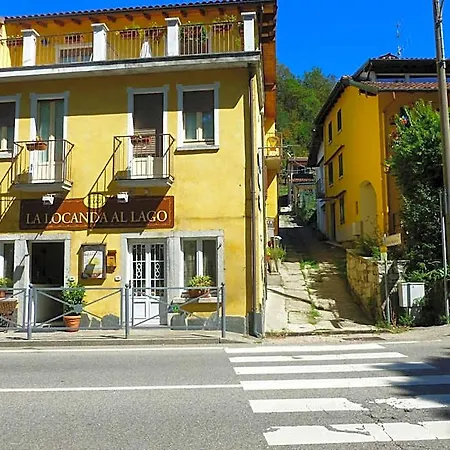 La Locanda Al Lago Bed and Breakfast Βερμπάνια