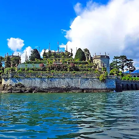 Bed and Breakfast La Locanda Al Lago Βερμπάνια