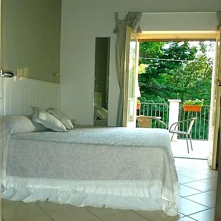 La Locanda Al Lago Bed and Breakfast Βερμπάνια