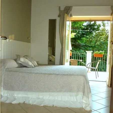 Bed and Breakfast La Locanda Al Lago 3*